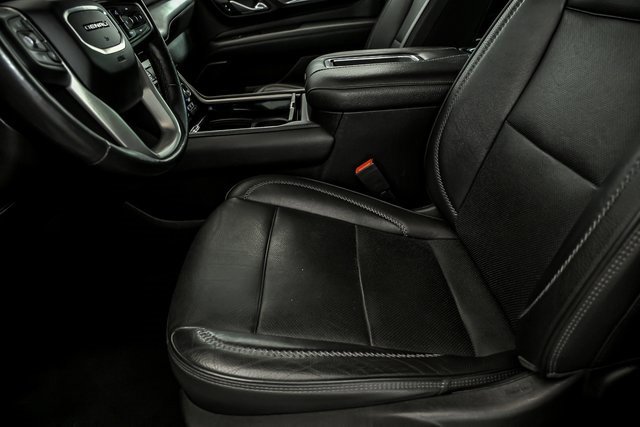 Used 2021 GMC Yukon Denali image 10