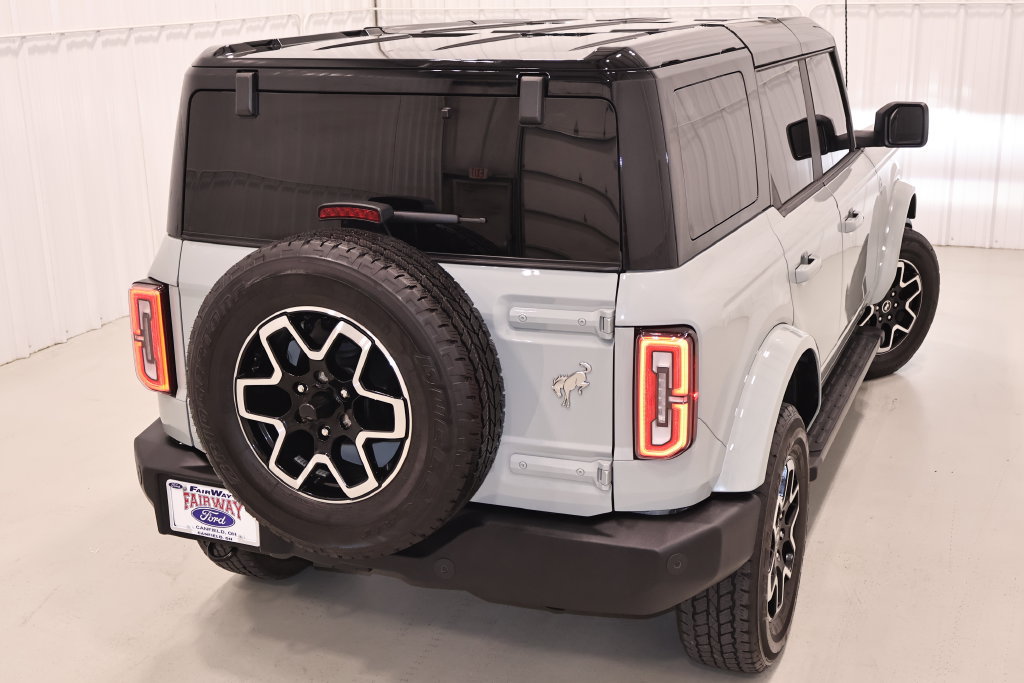 Certified 2024 Ford Bronco Outer Banks AWD/4WD image 41