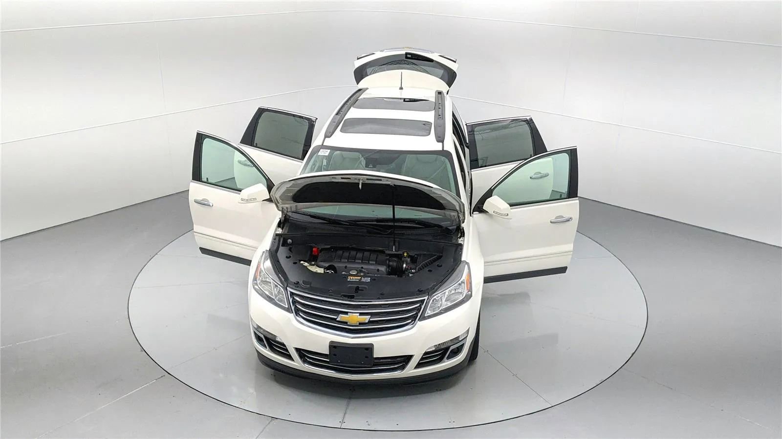 Used 2014 Chevrolet Traverse LTZ AWD/4WD image 45