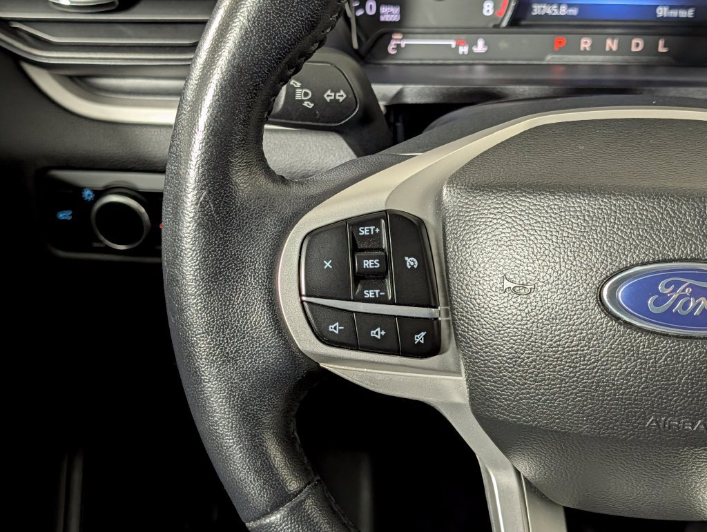Certified 2023 Ford Explorer XLT AWD/4WD image 19
