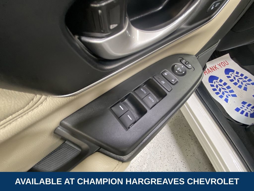 Used 2022 Honda CR-V Touring image 31