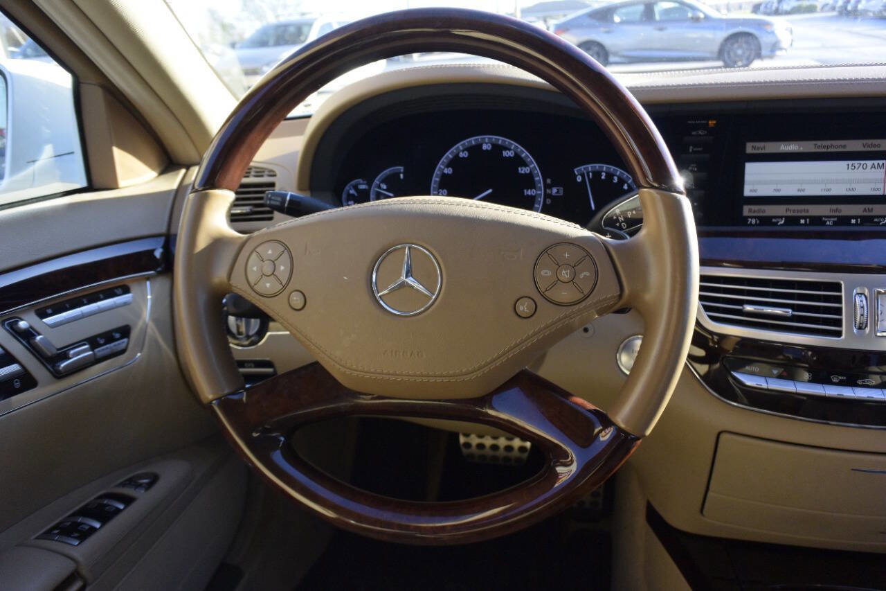 Used 2013 Mercedes-Benz S 550 image 17