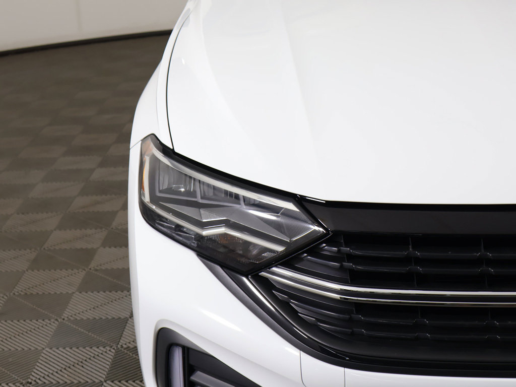Used 2023 Volkswagen Jetta Sport FWD image 11