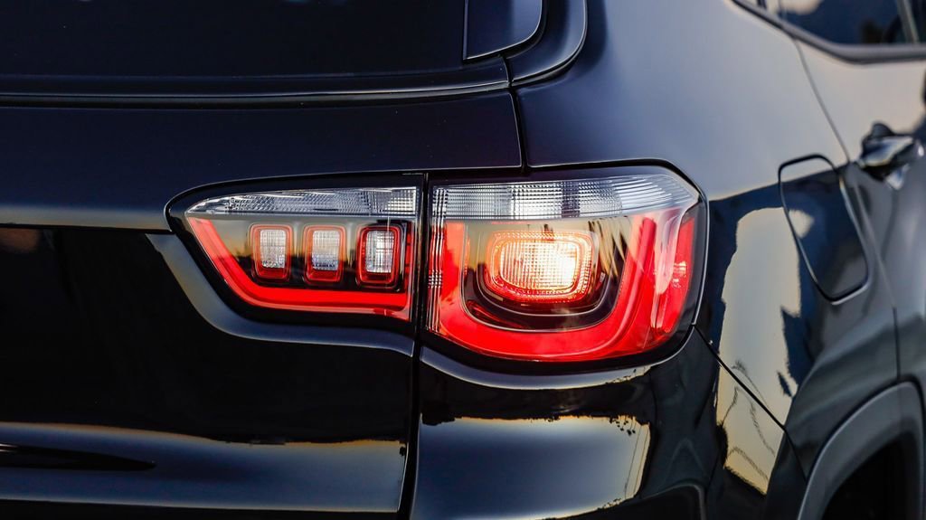 New 2026 Jeep Compass Limited image 10