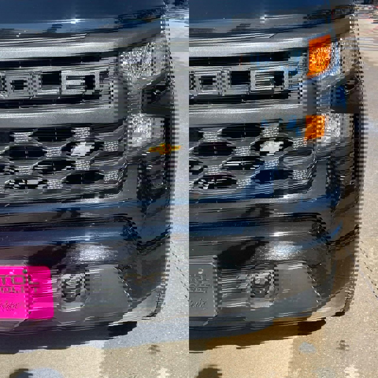 Used 2023 Chevrolet Silverado 1500 Custom image 8