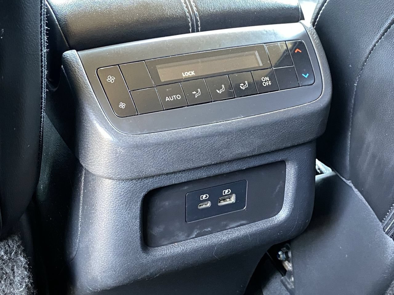 Certified 2024 Nissan Pathfinder SL FWD image 15