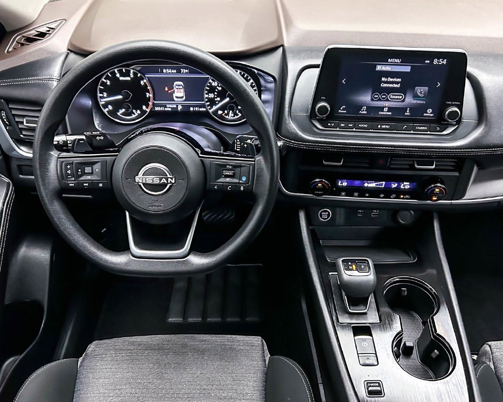Used 2023 Nissan Rogue SV FWD image 11