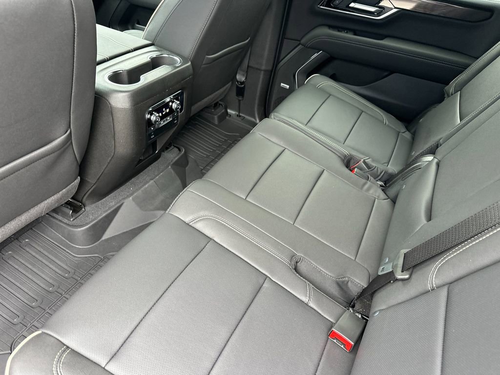 New 2026 GMC Yukon Elevation w/ LPO, Floor Liner Package image 11