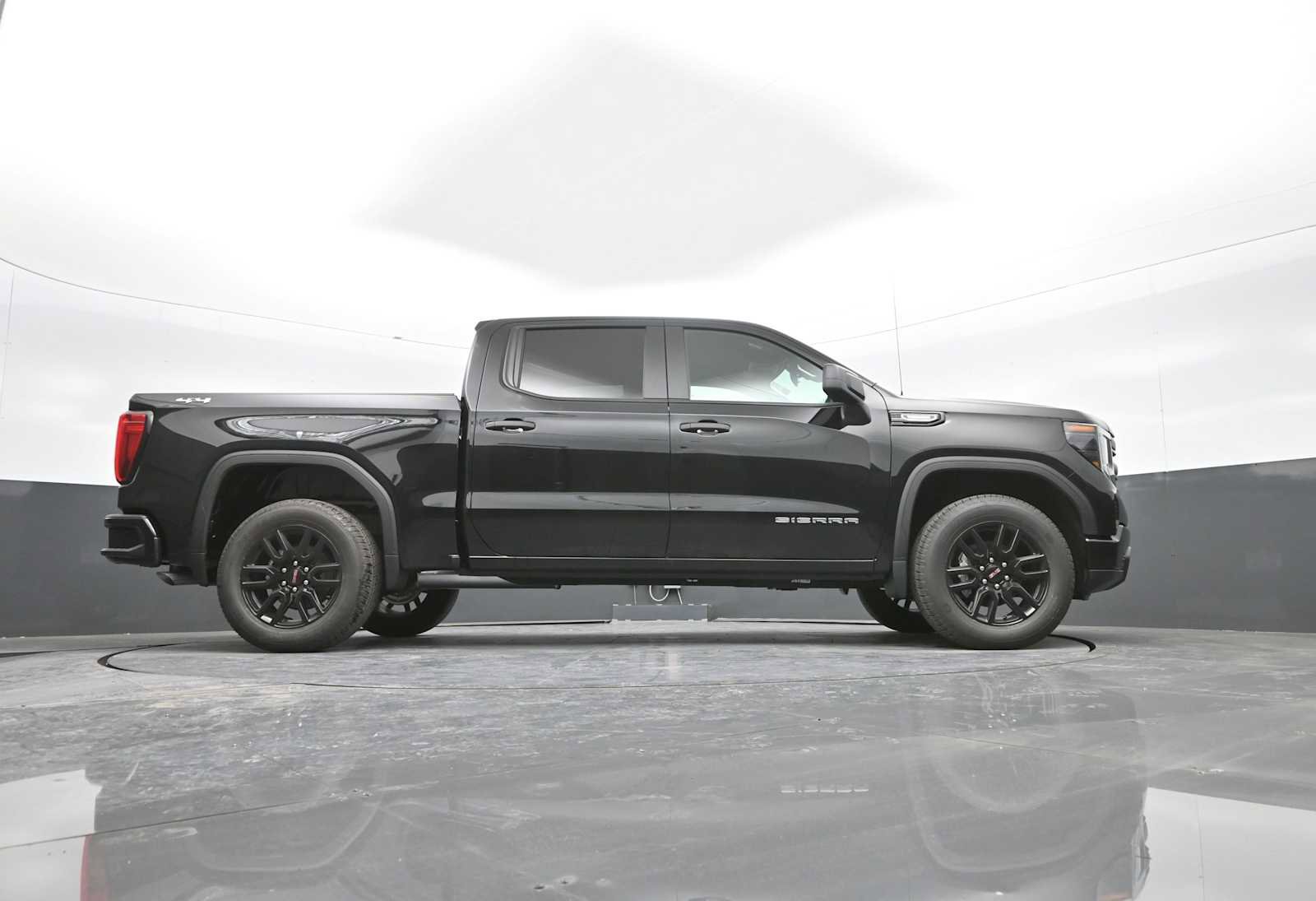 New 2026 GMC Sierra 1500 Pro w/ Graphite Edition image 38
