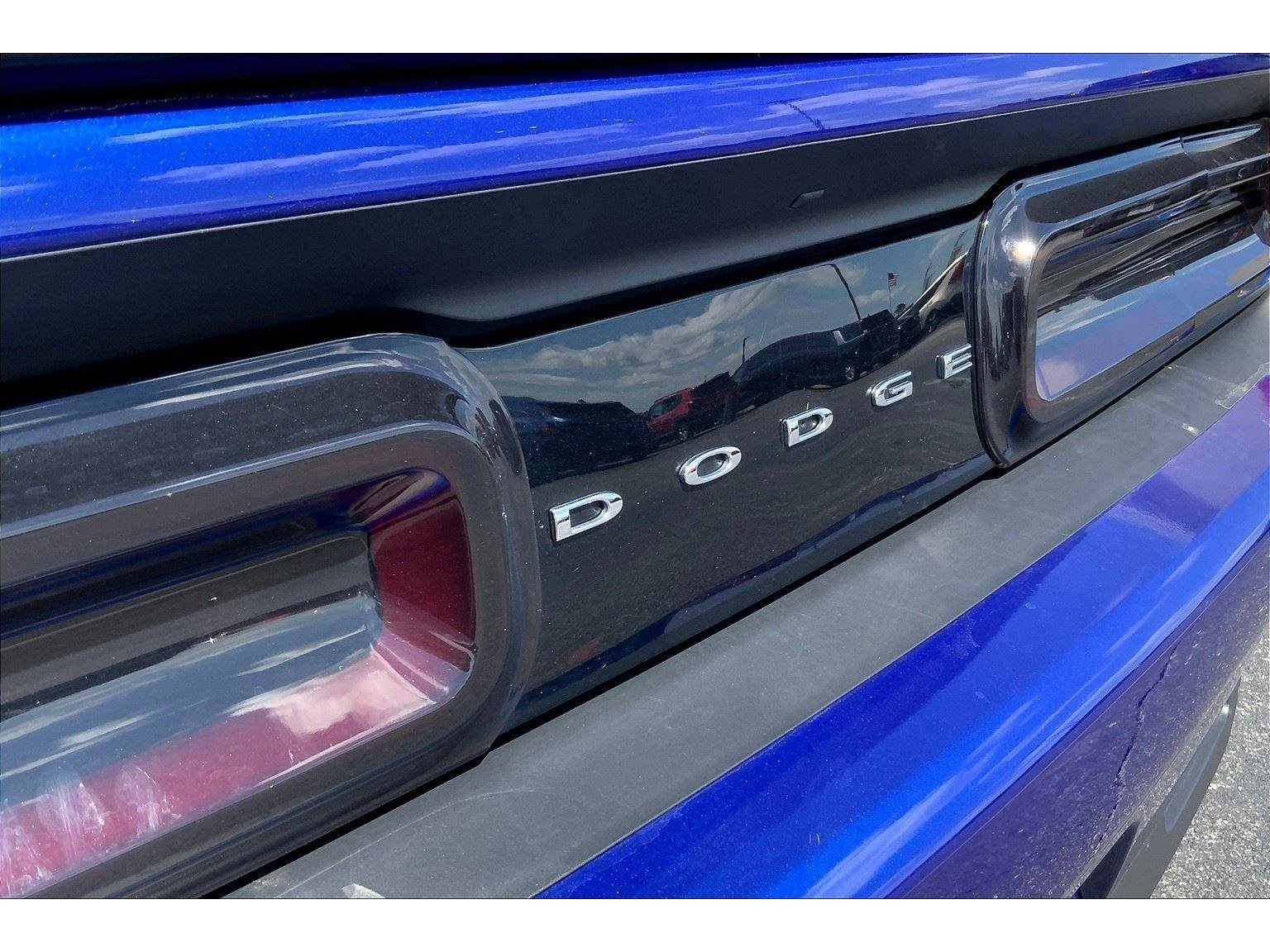 Used 2022 Dodge Challenger R/T w/ Shaker Package image 28