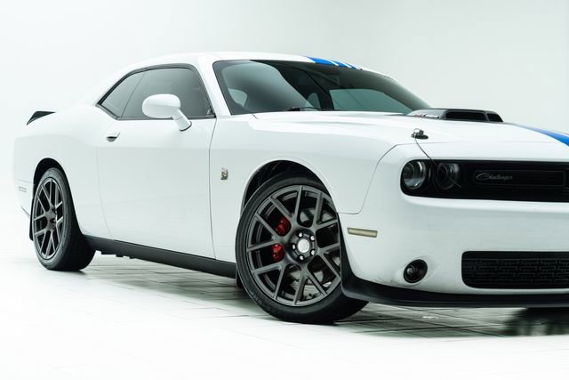 Used 2019 Dodge Challenger R/T Scat Pack w/ Shaker Package image 3