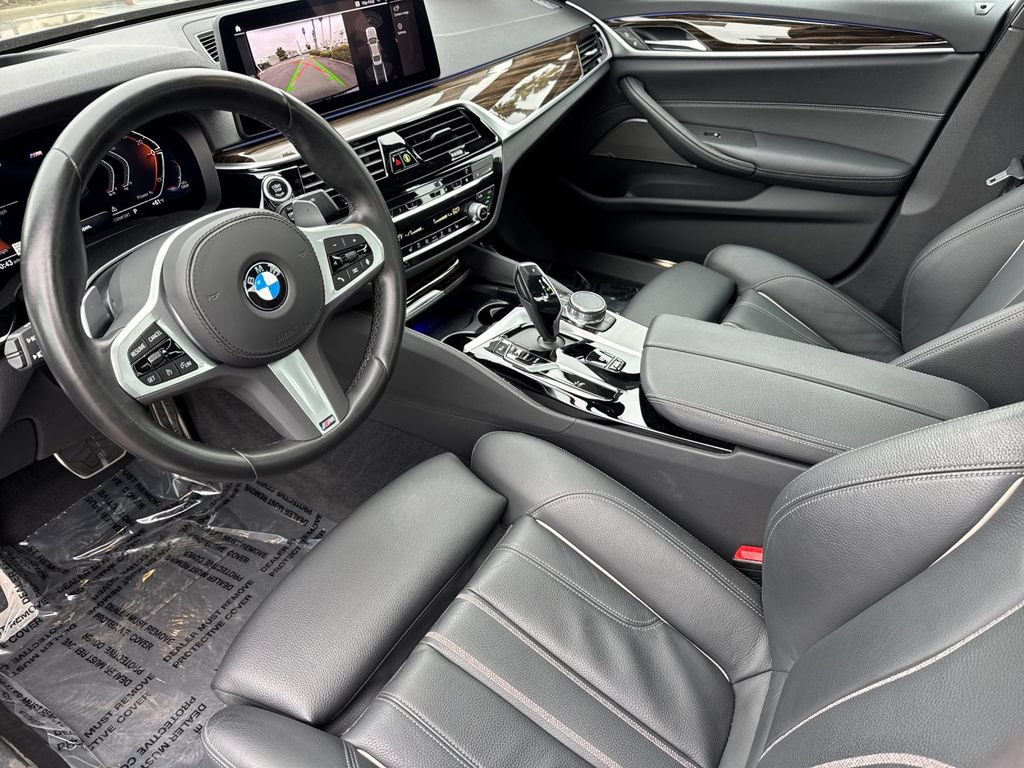Used 2023 BMW 540i w/ M Sport Package RWD image 10
