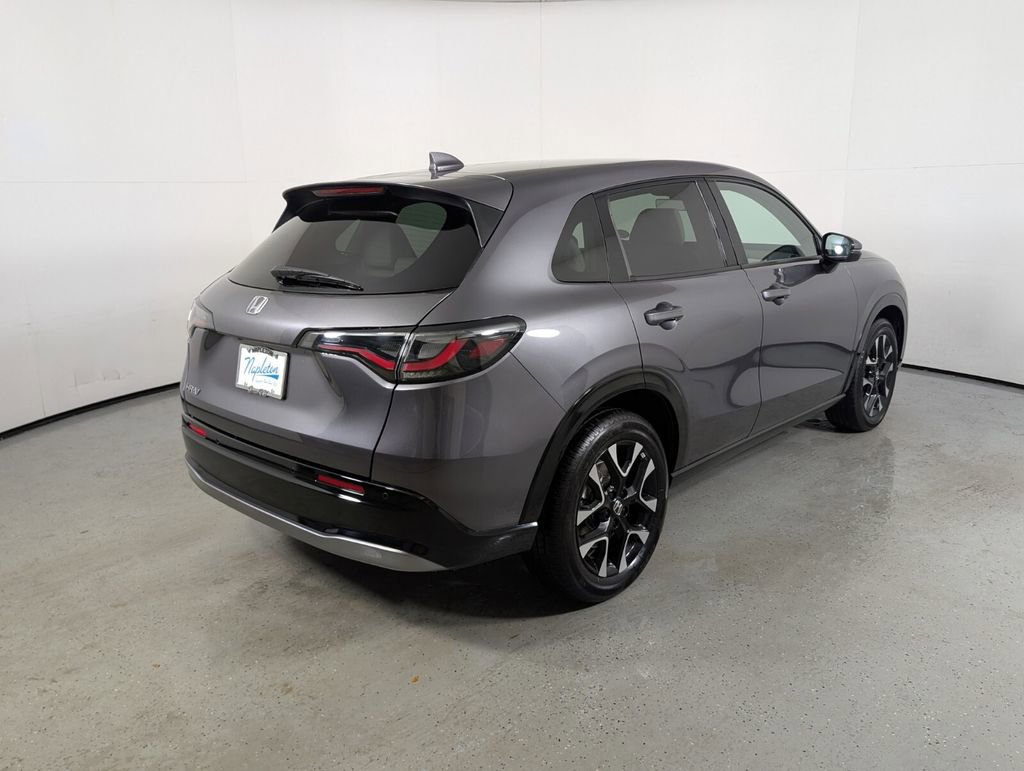 Used 2026 Honda HR-V EX-L image 8