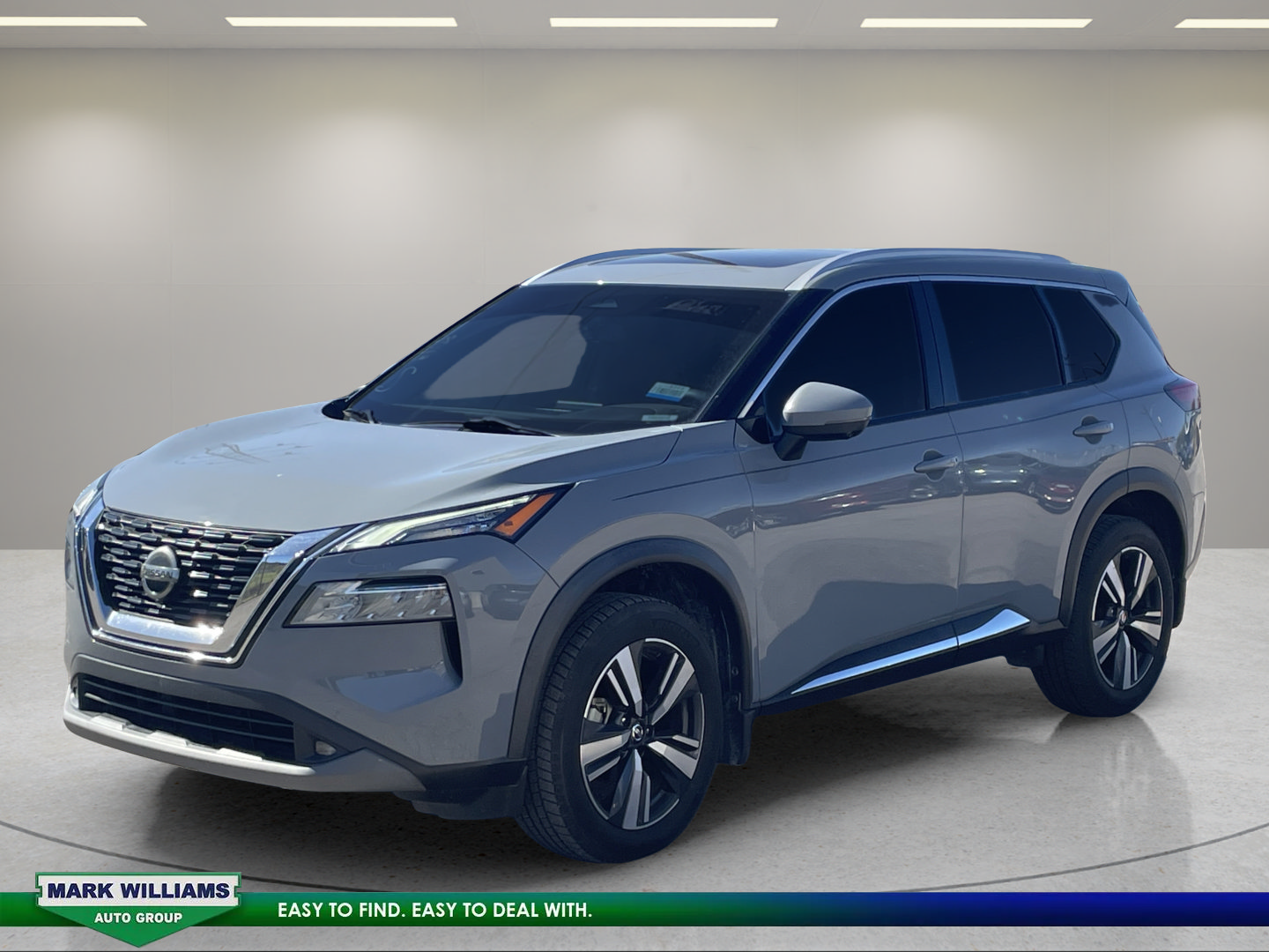 Used 2021 Nissan Rogue SL FWD image 2