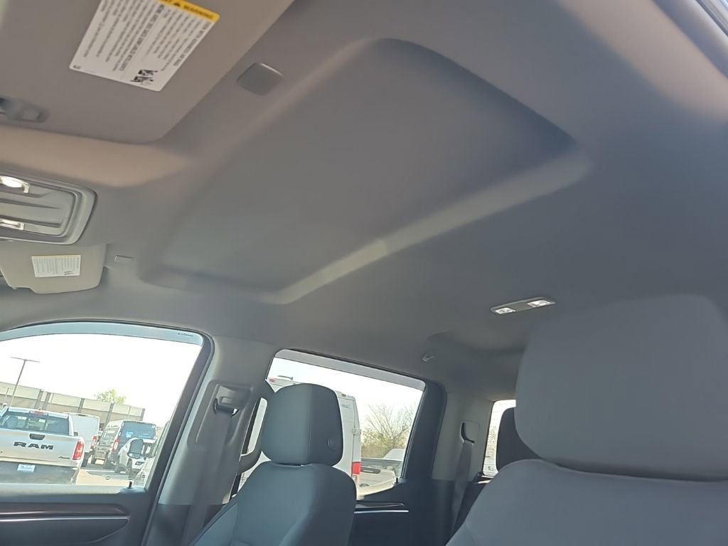 Used 2023 Chevrolet Silverado 1500 RST image 17