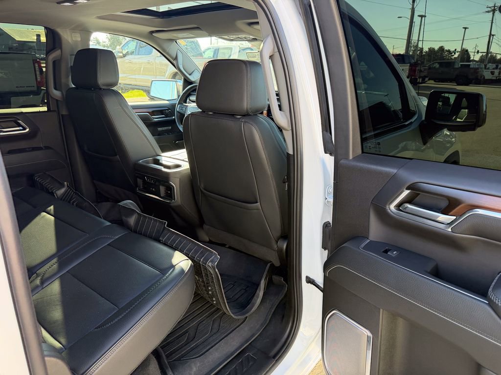 Used 2024 GMC Sierra 1500 Denali w/ Denali Reserve Package image 16