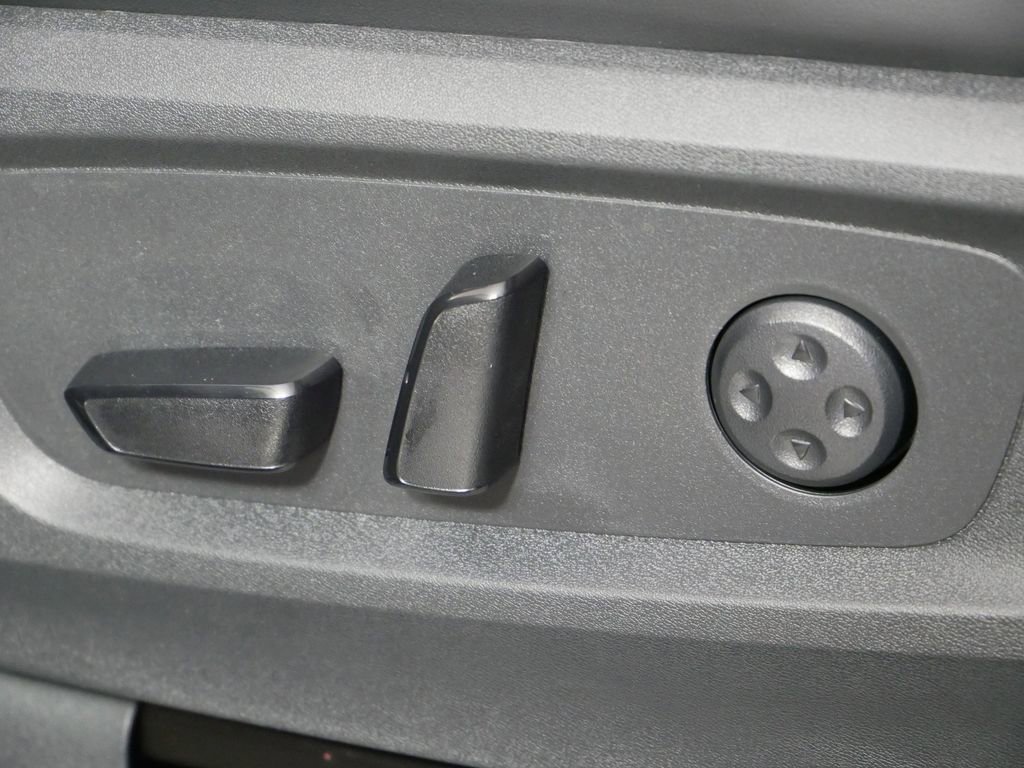 New 2026 INFINITI QX60 Luxe w/ Cargo Package image 15