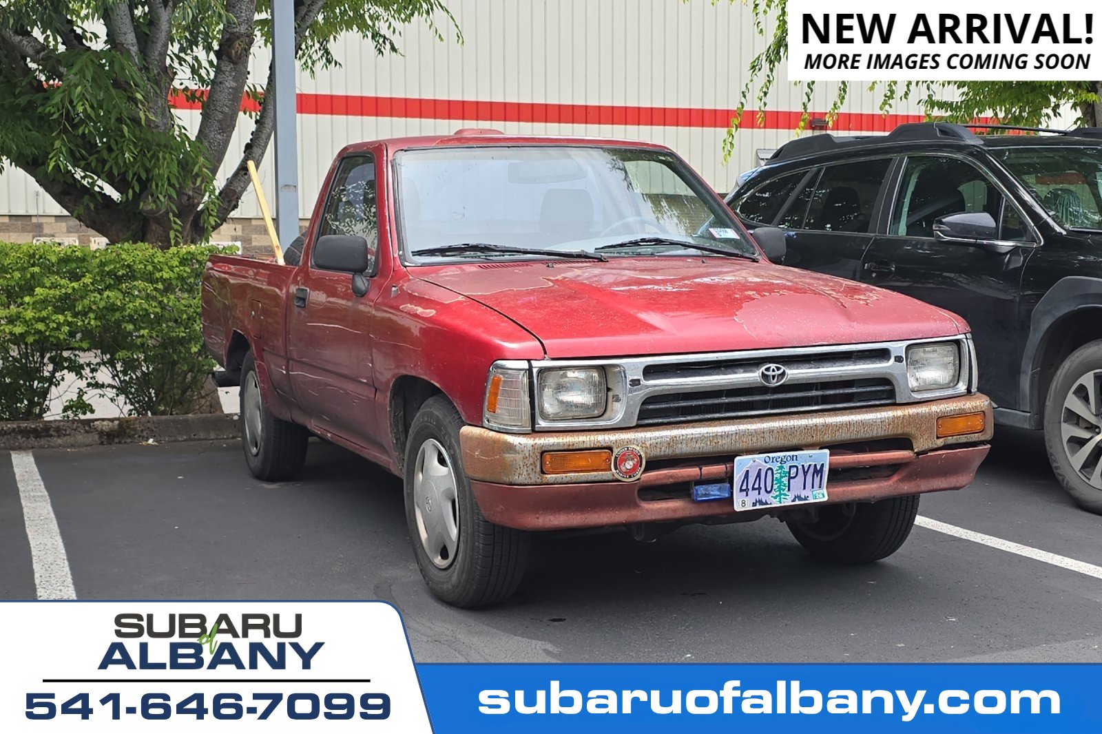 Used 1994 Toyota Pickup 2WD Regular Cab image 1