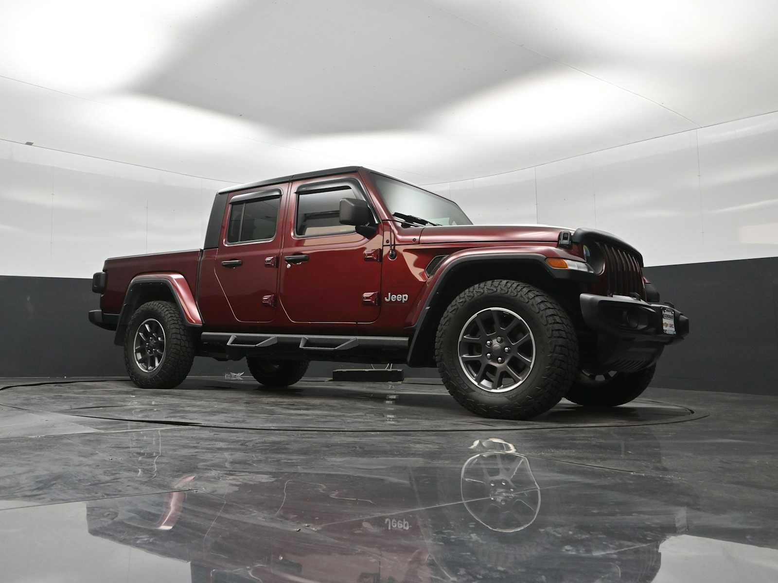 Used 2021 Jeep Gladiator Overland w/ Popular Equipment Package AWD/4WD image 18