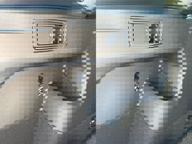 New 2025 Volkswagen Tiguan SE R-Line image 57