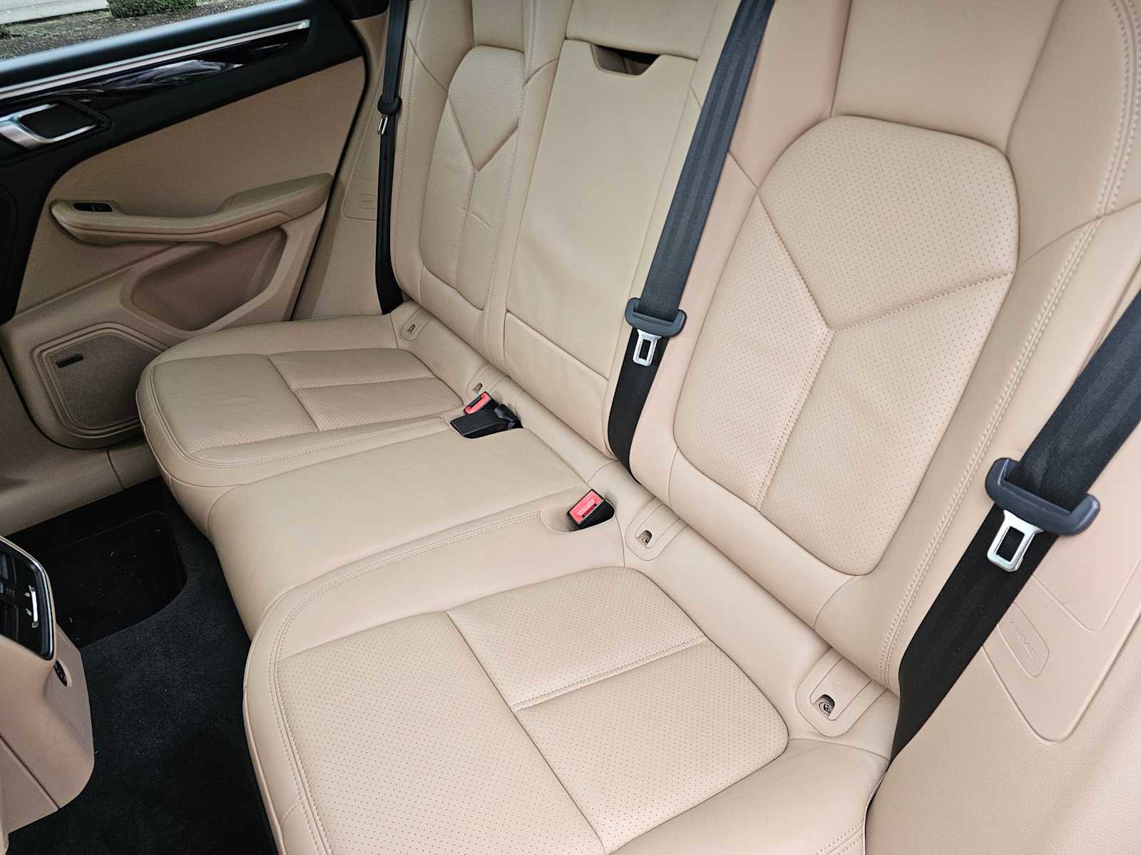 Used 2019 Porsche Macan S image 17