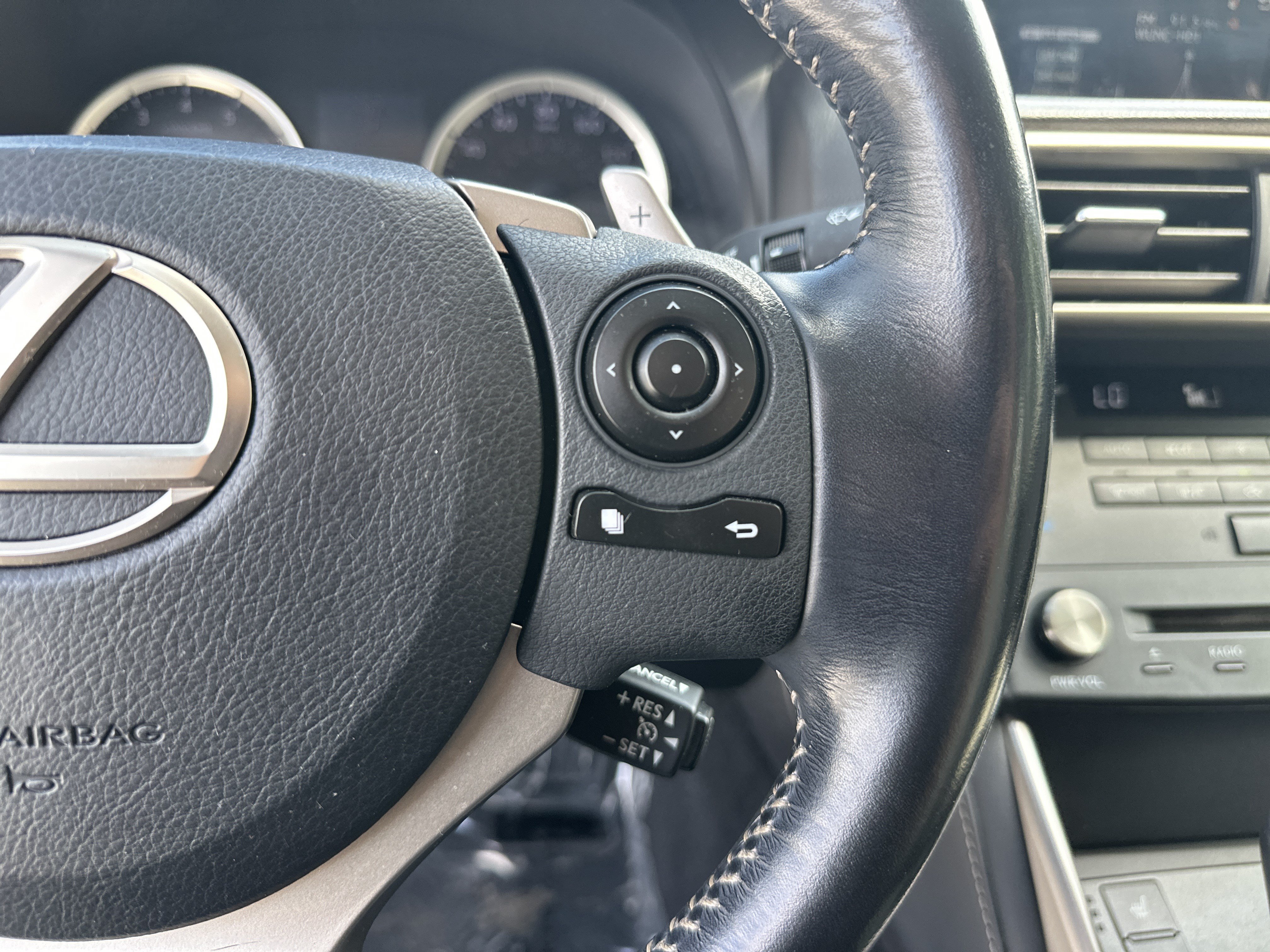 Used 2016 Lexus IS 200t w/ Premium Package RWD image 20