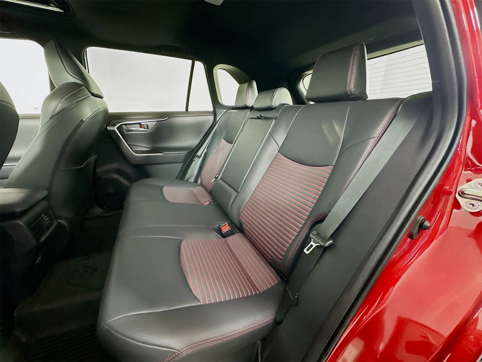 Certified 2025 Toyota RAV4 XSE w/ Weather Package image 26