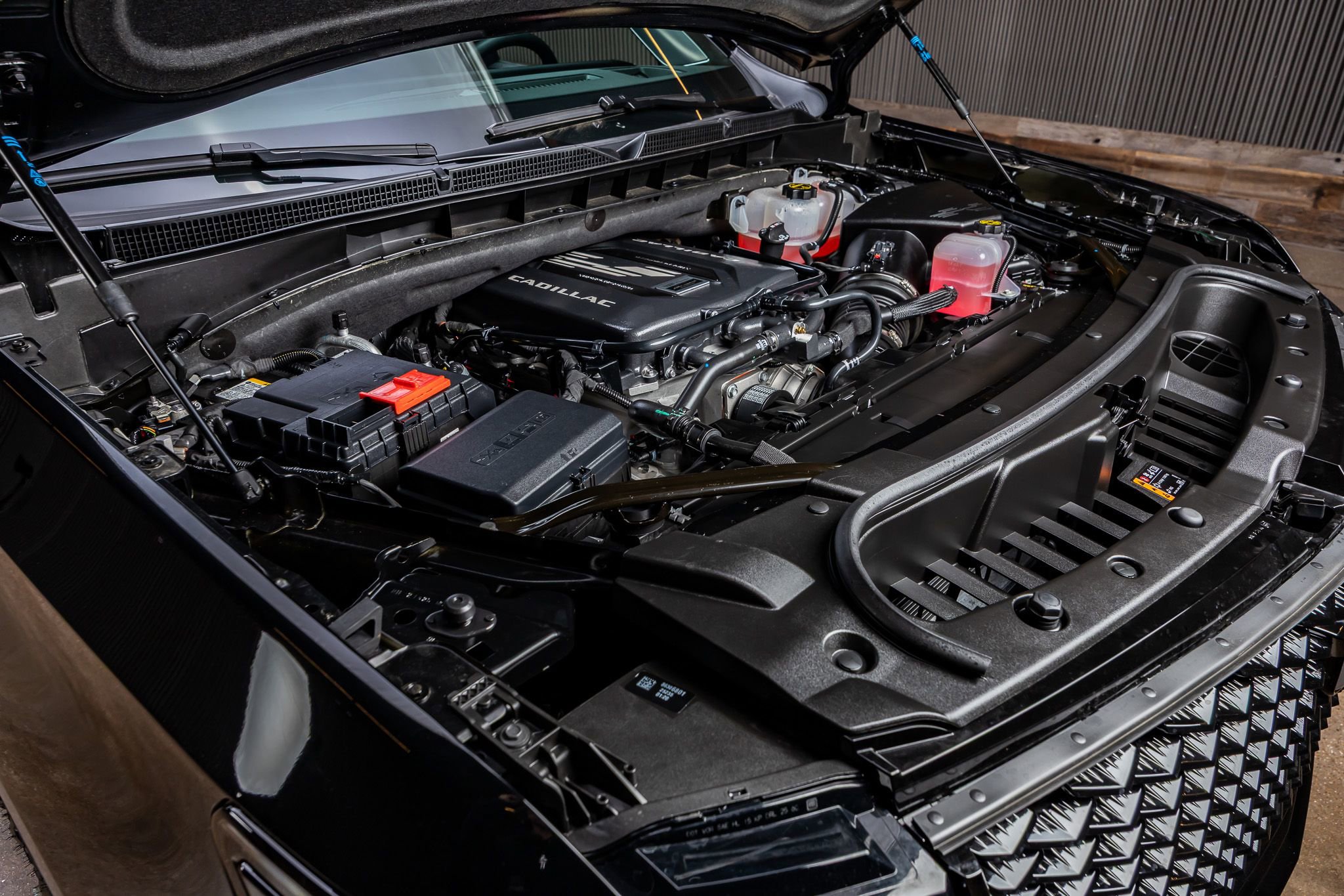 Used 2026 Cadillac Escalade ESV V image 43