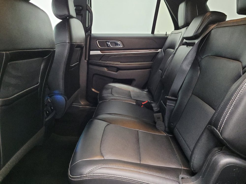 Used 2016 Ford Explorer Limited FWD image 18