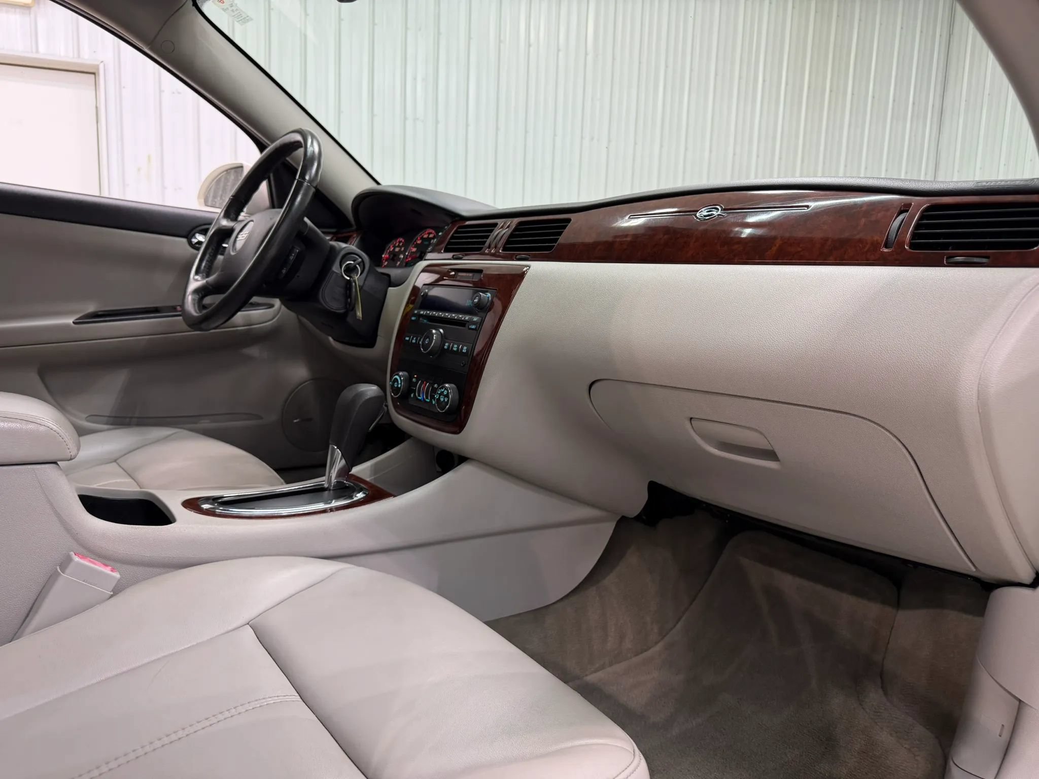 Used 2007 Chevrolet Impala SS w/ Convenience Package FWD image 14