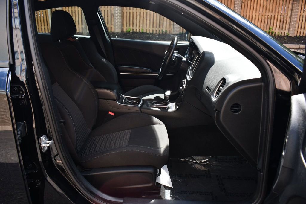 Used 2022 Dodge Charger GT image 31