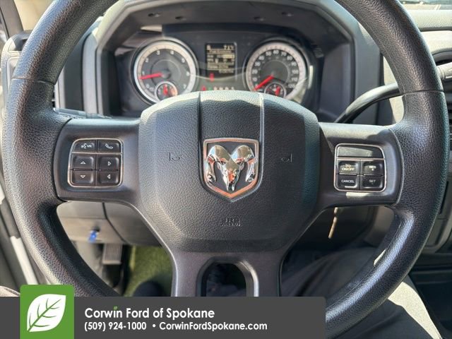 Used 2017 RAM 3500 Tradesman w/ Chrome Appearance Group AWD/4WD image 12