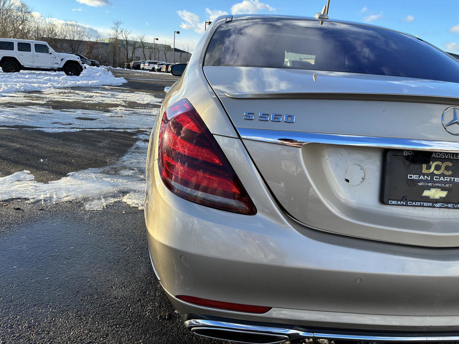 Used 2020 Mercedes-Benz S 560 4MATIC Sedan image 4