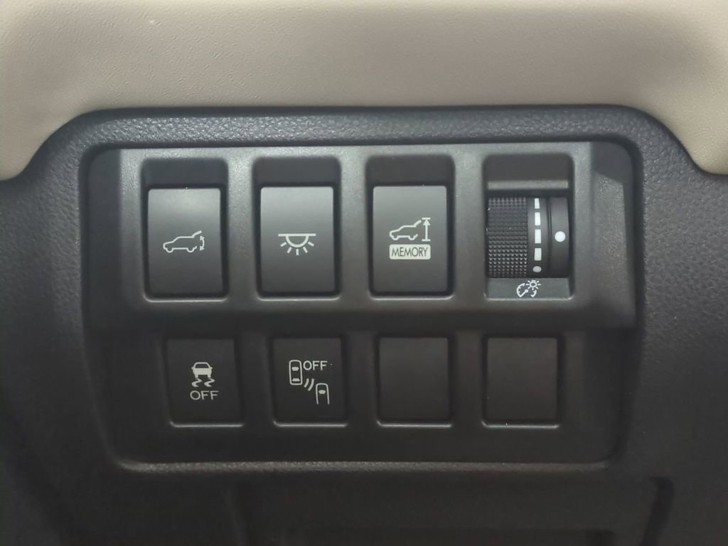 Used 2020 Subaru Ascent Touring w/ Popular Package #2 image 30