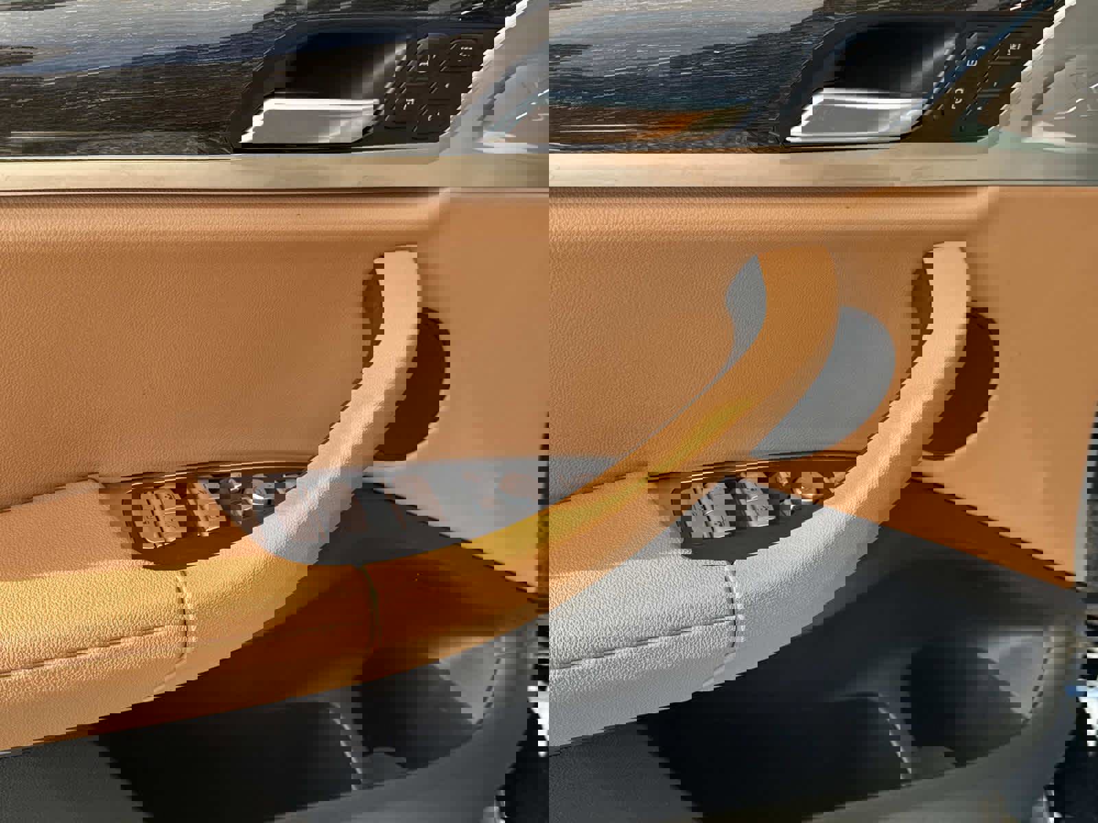 Used 2023 BMW X4 xDrive30i w/ Premium Package image 27