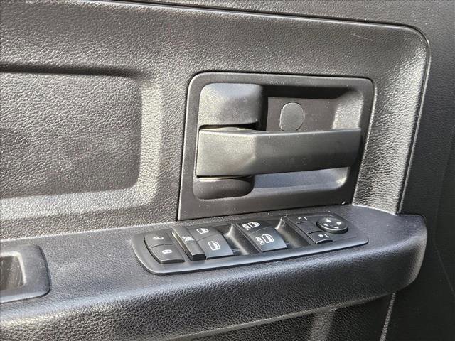 Used 2016 RAM 2500 Tradesman w/ Chrome Appearance Group image 21