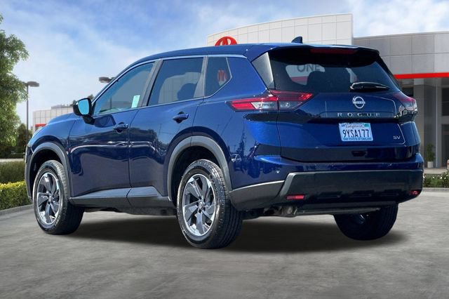 Used 2024 Nissan Rogue SV FWD image 6