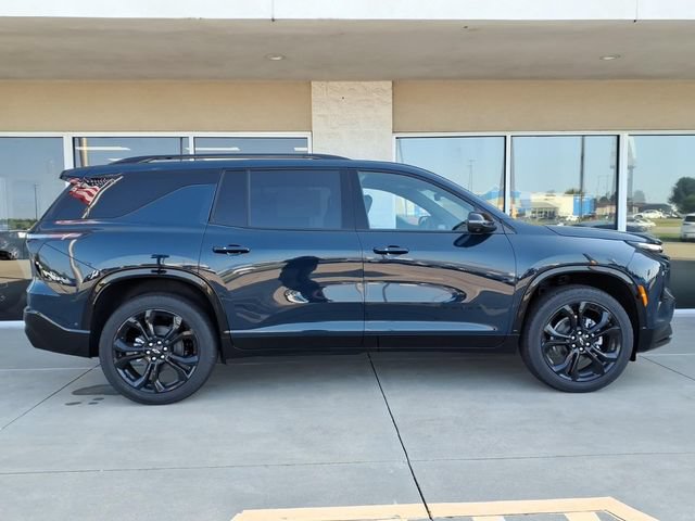 New 2027 Chevrolet Traverse RS FWD image 3
