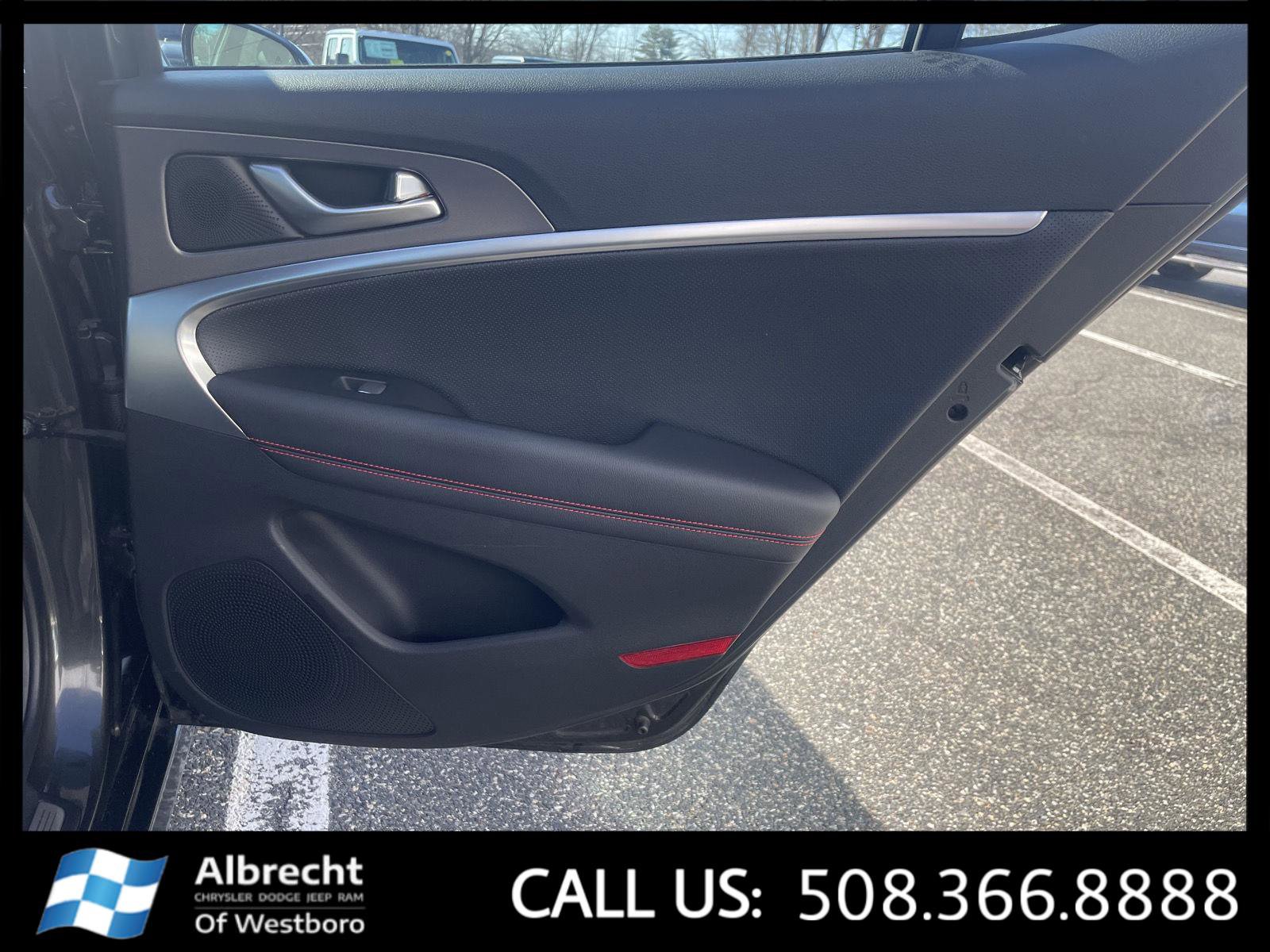 Used 2025 Genesis G70 2.5T w/ Sport Prestige Package image 18