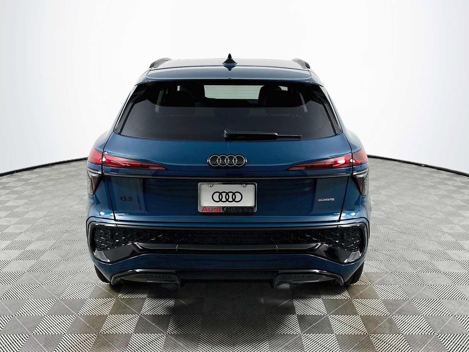 New 2026 Audi Q3 quattro 2.0T AWD/4WD image 6
