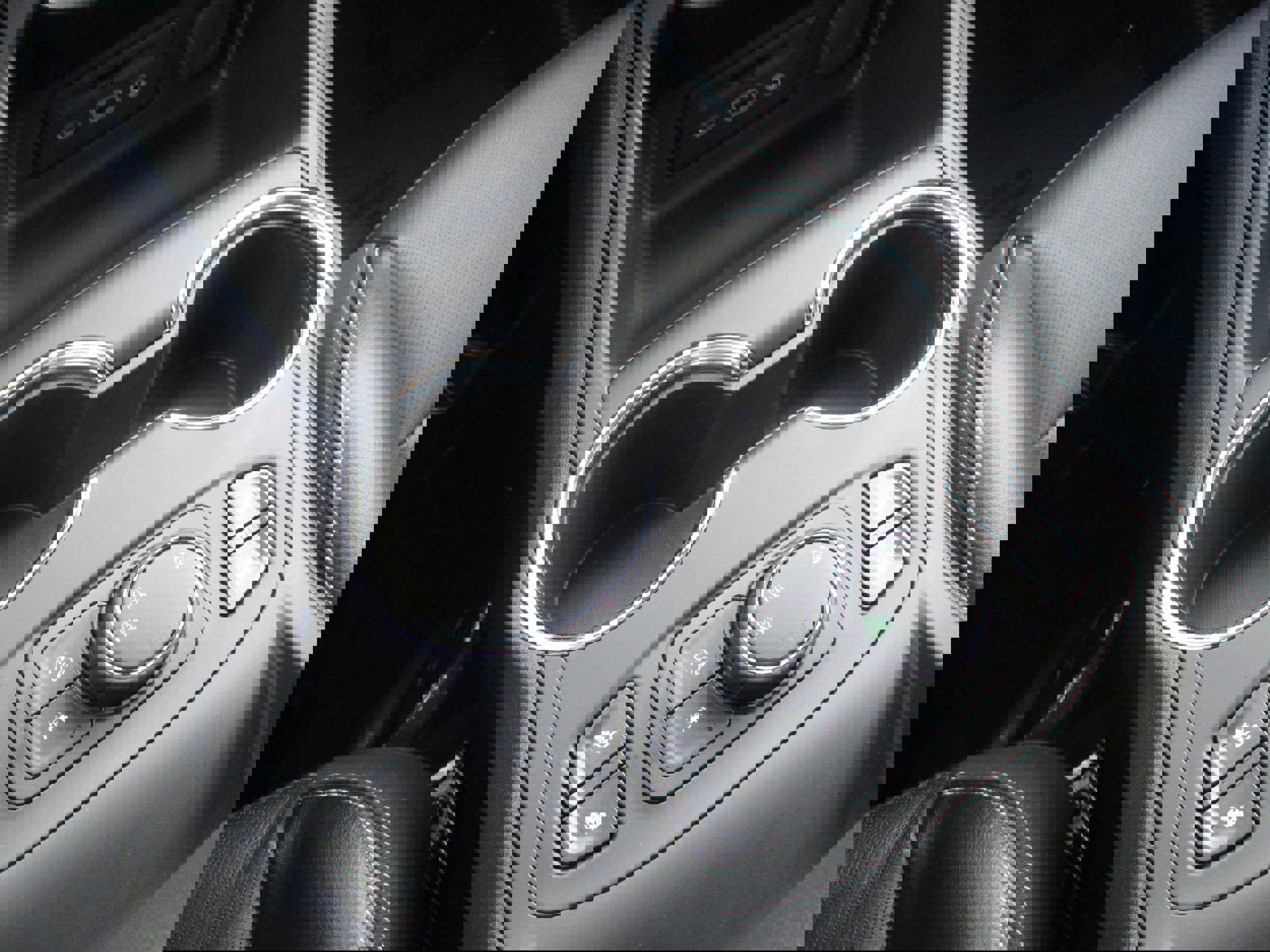 Used 2024 GMC Terrain SLT image 24