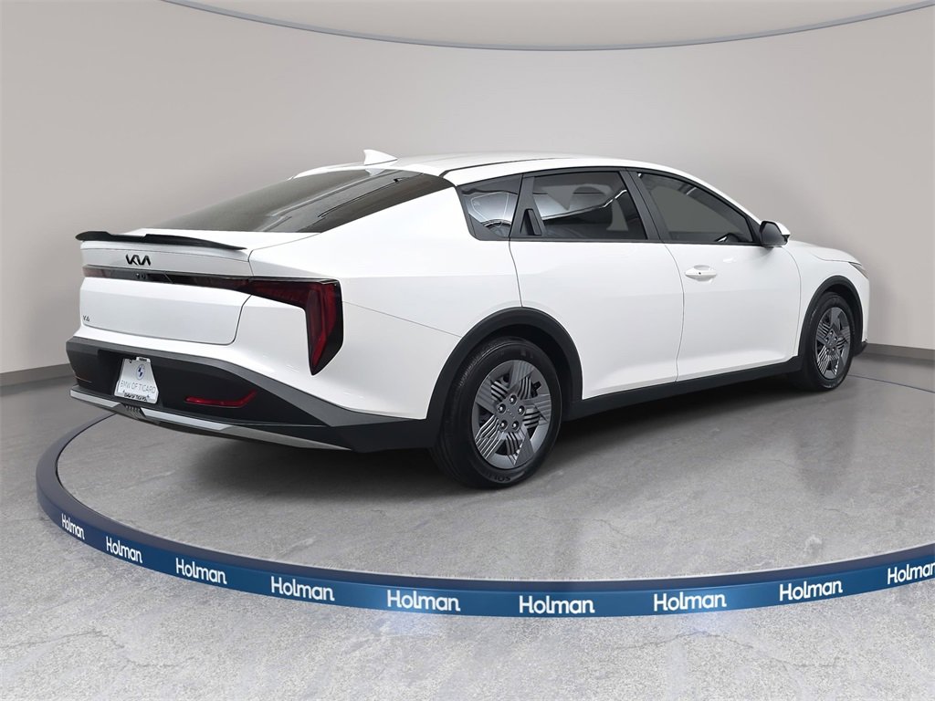 Used 2025 Kia K4 LX image 6
