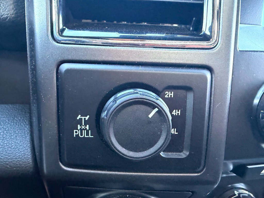 Used 2018 Ford F150 XLT w/ Equipment Group 302A Luxury AWD/4WD image 16