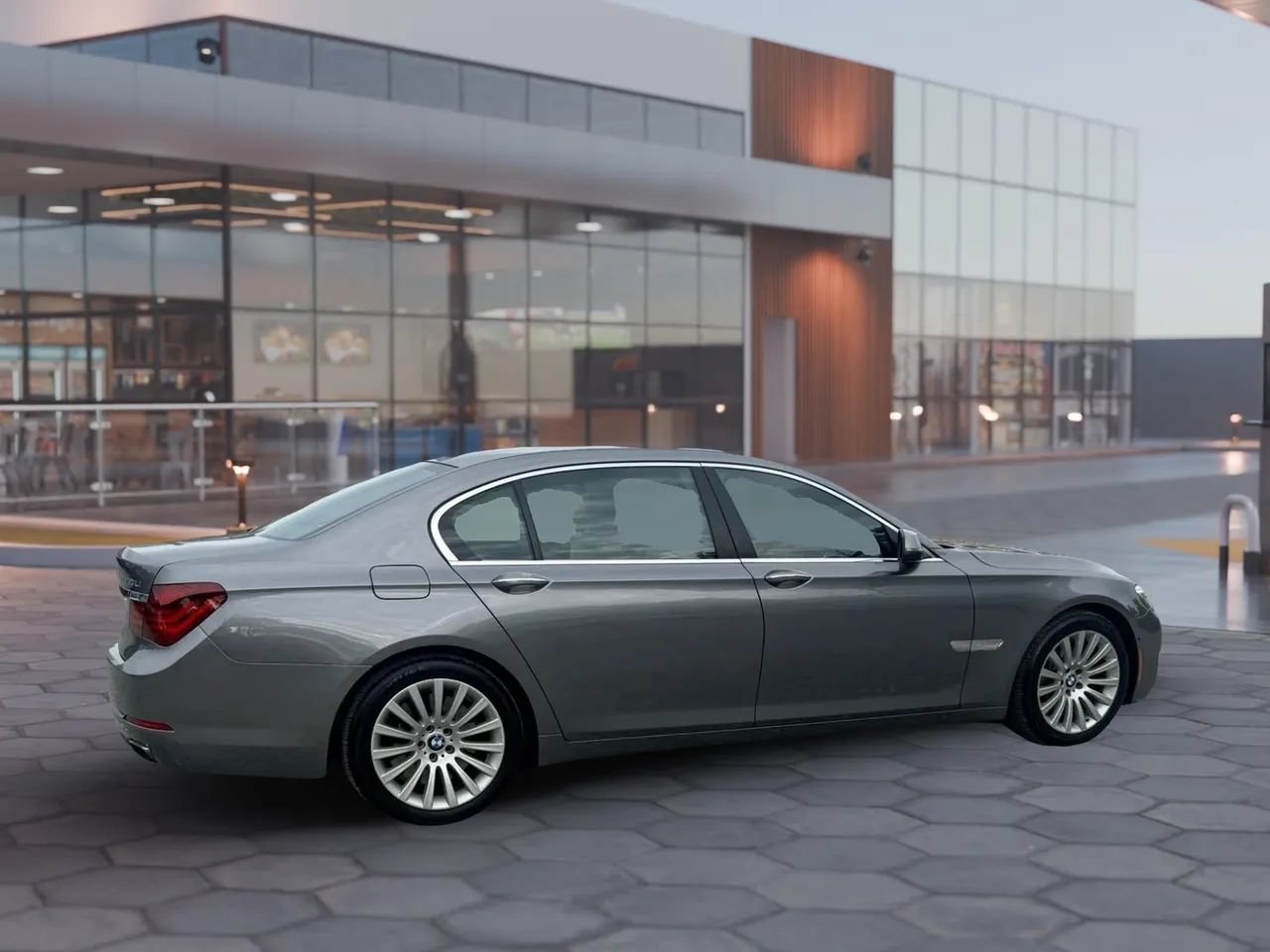 Used 2013 BMW 750Li RWD image 12