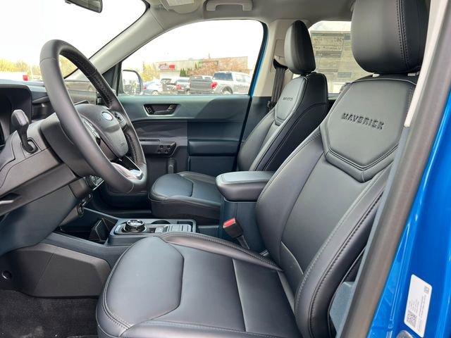 New 2026 Ford Maverick Lariat w/ Black Appearance Package image 5