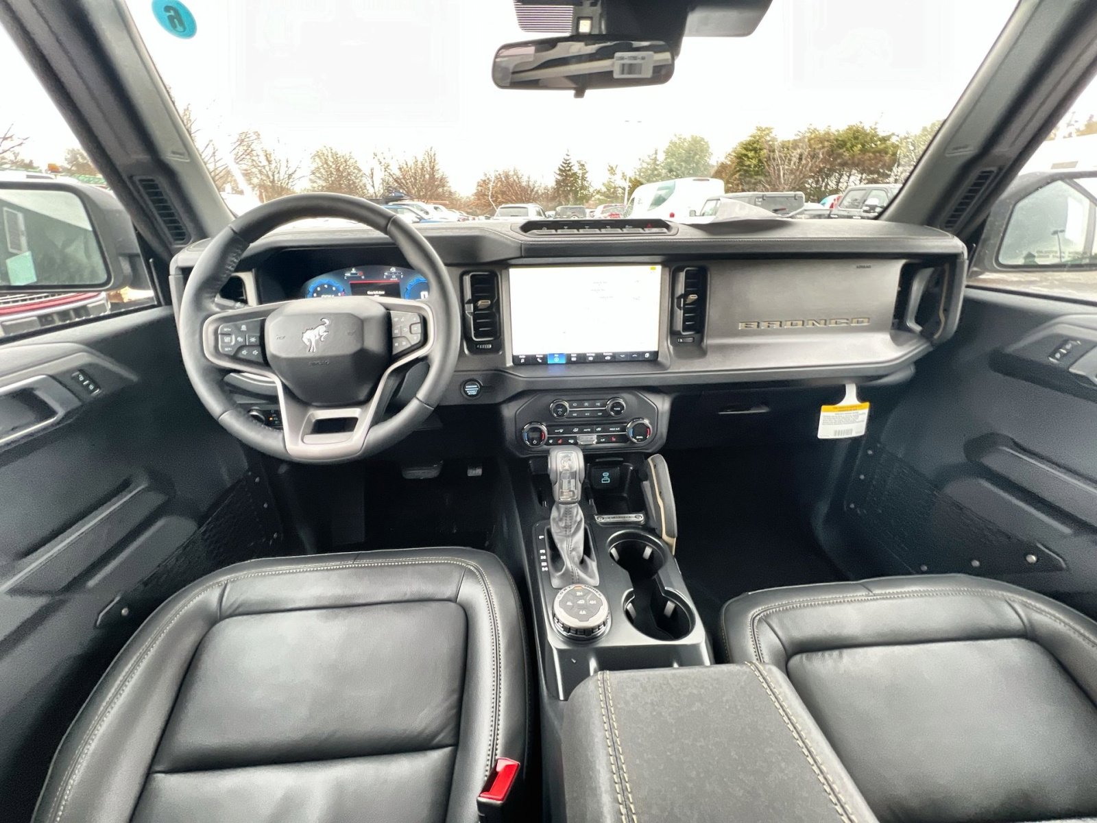 New 2025 Ford Bronco Badlands image 23