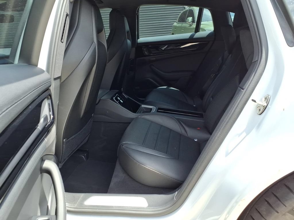 Certified 2024 Porsche Panamera RWD image 21
