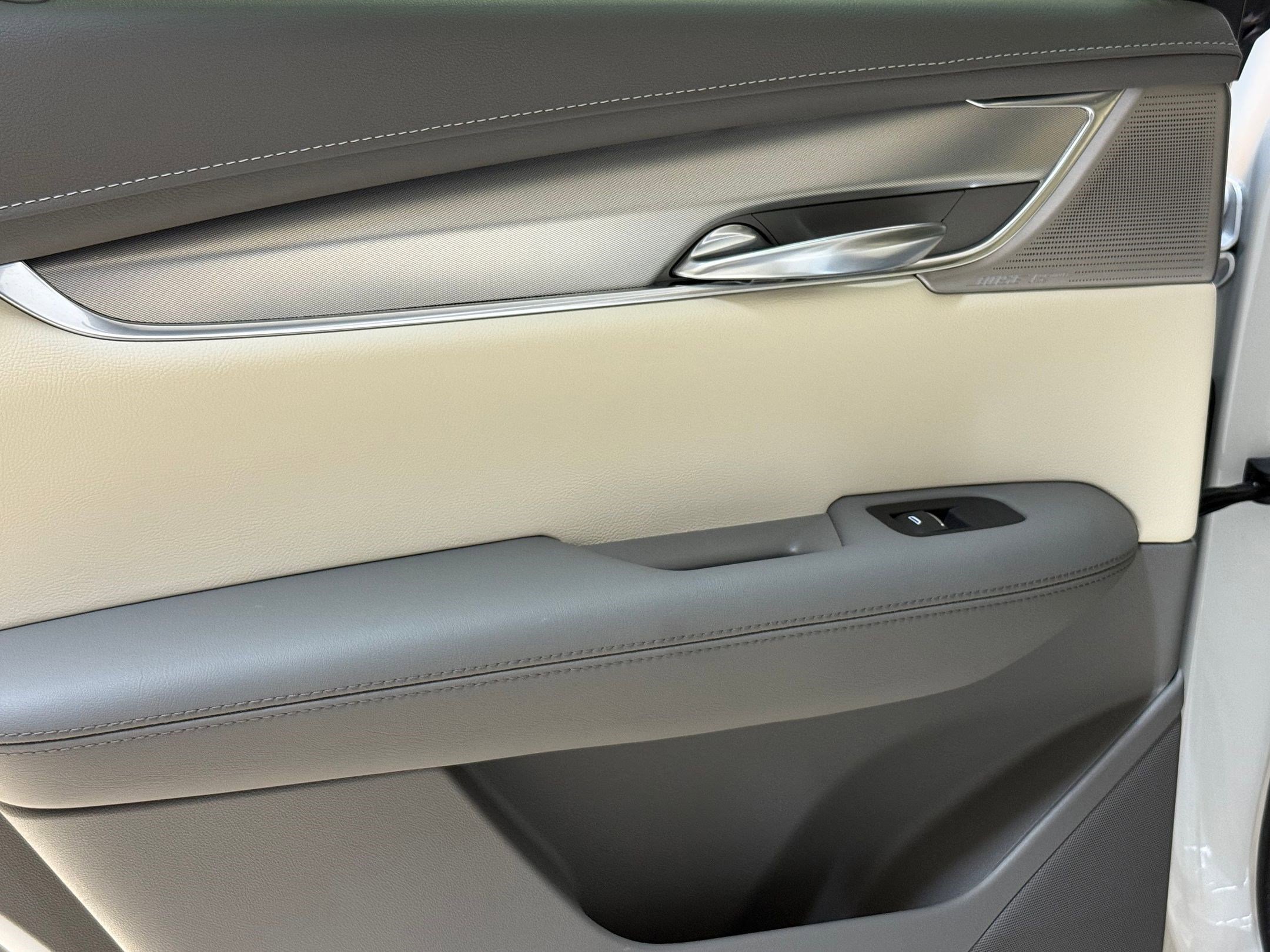 Certified 2023 Cadillac XT5 Premium Luxury image 41