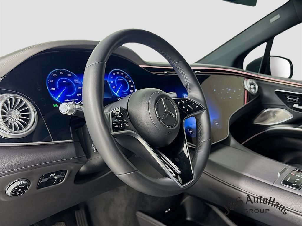 Used 2023 Mercedes-Benz EQS 580 4MATIC SUV image 9