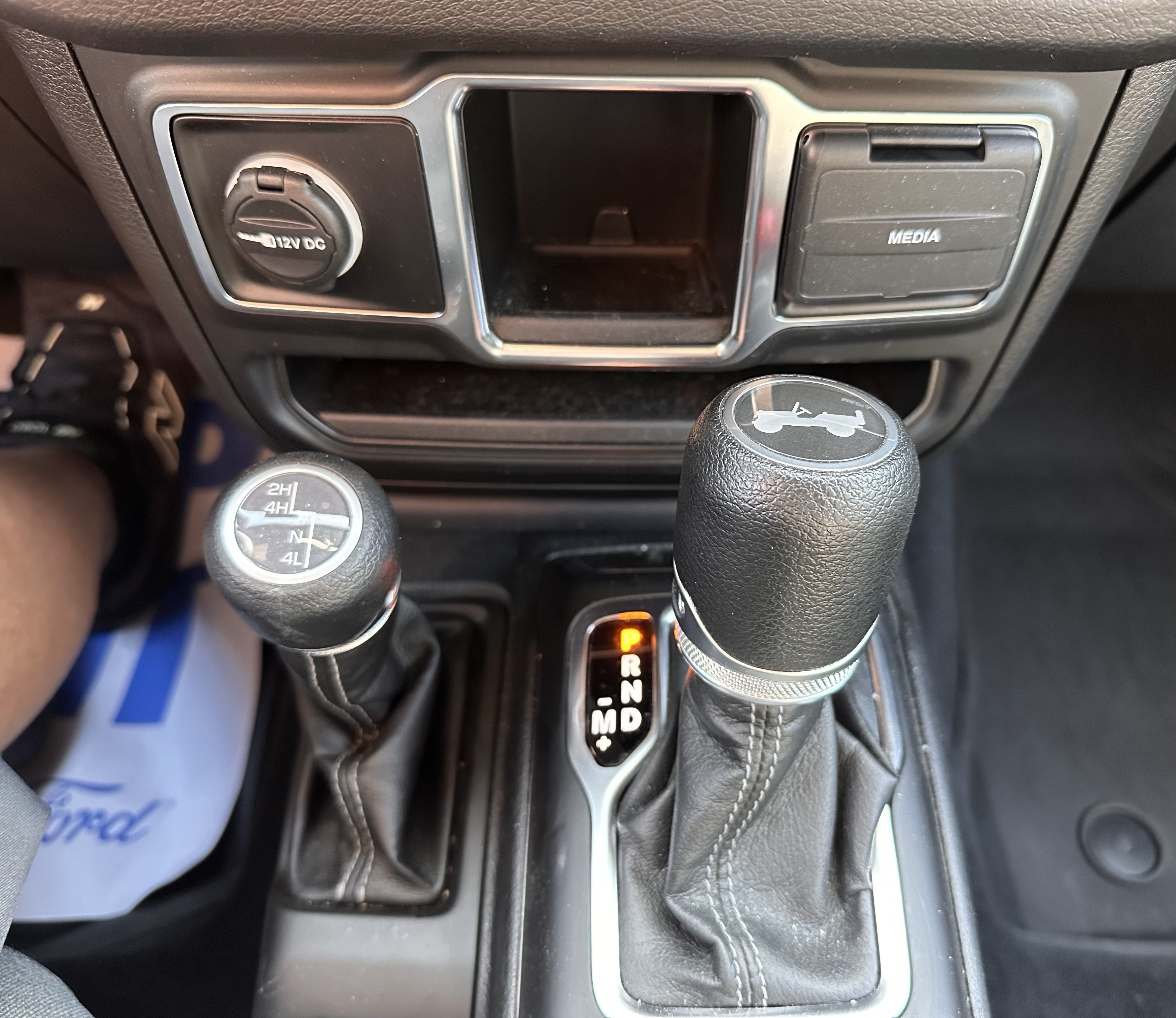Used 2024 Jeep Wrangler Sport AWD/4WD image 24